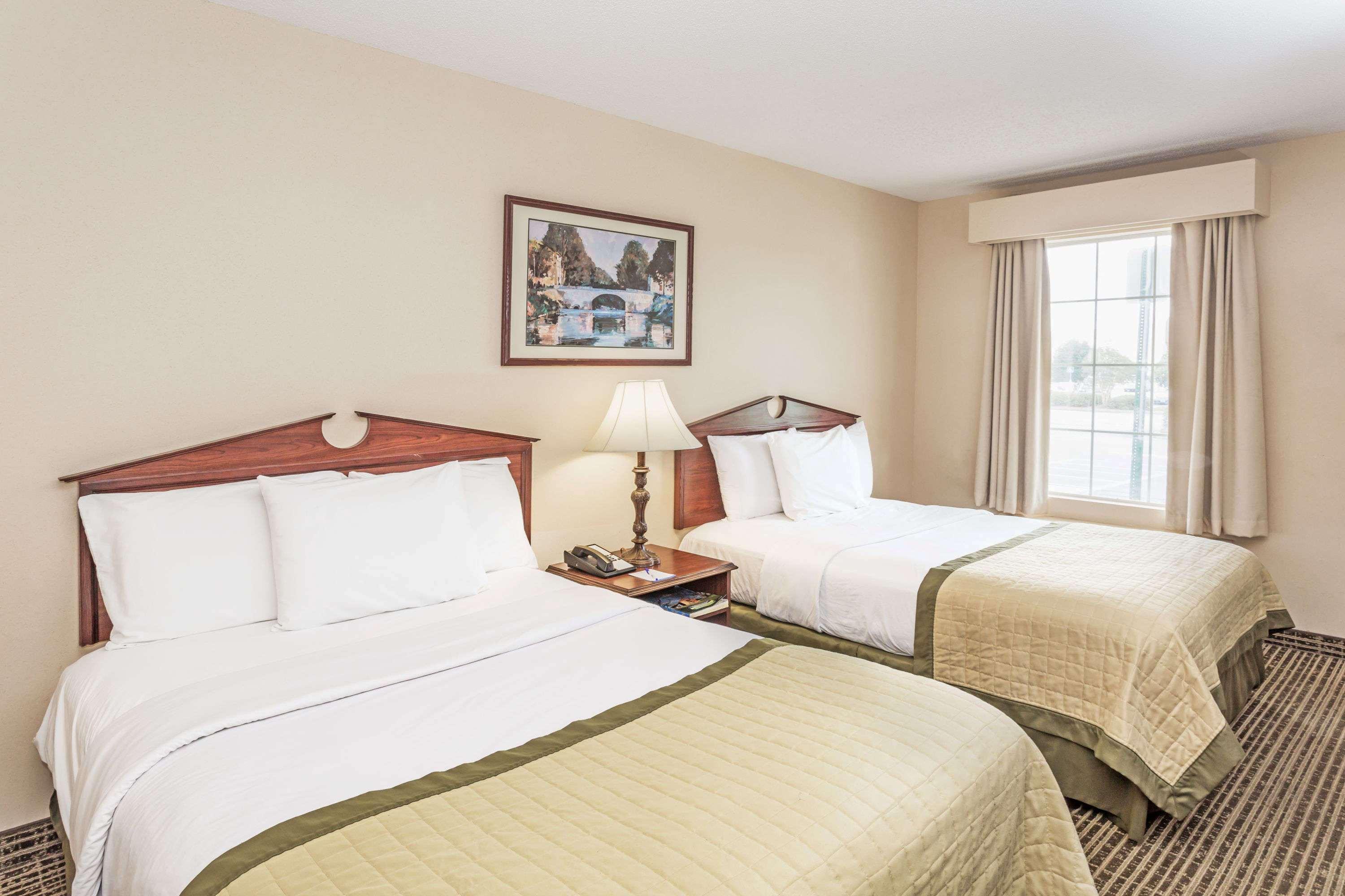 Baymont By Wyndham Valdosta At Valdosta Mall Экстерьер фото