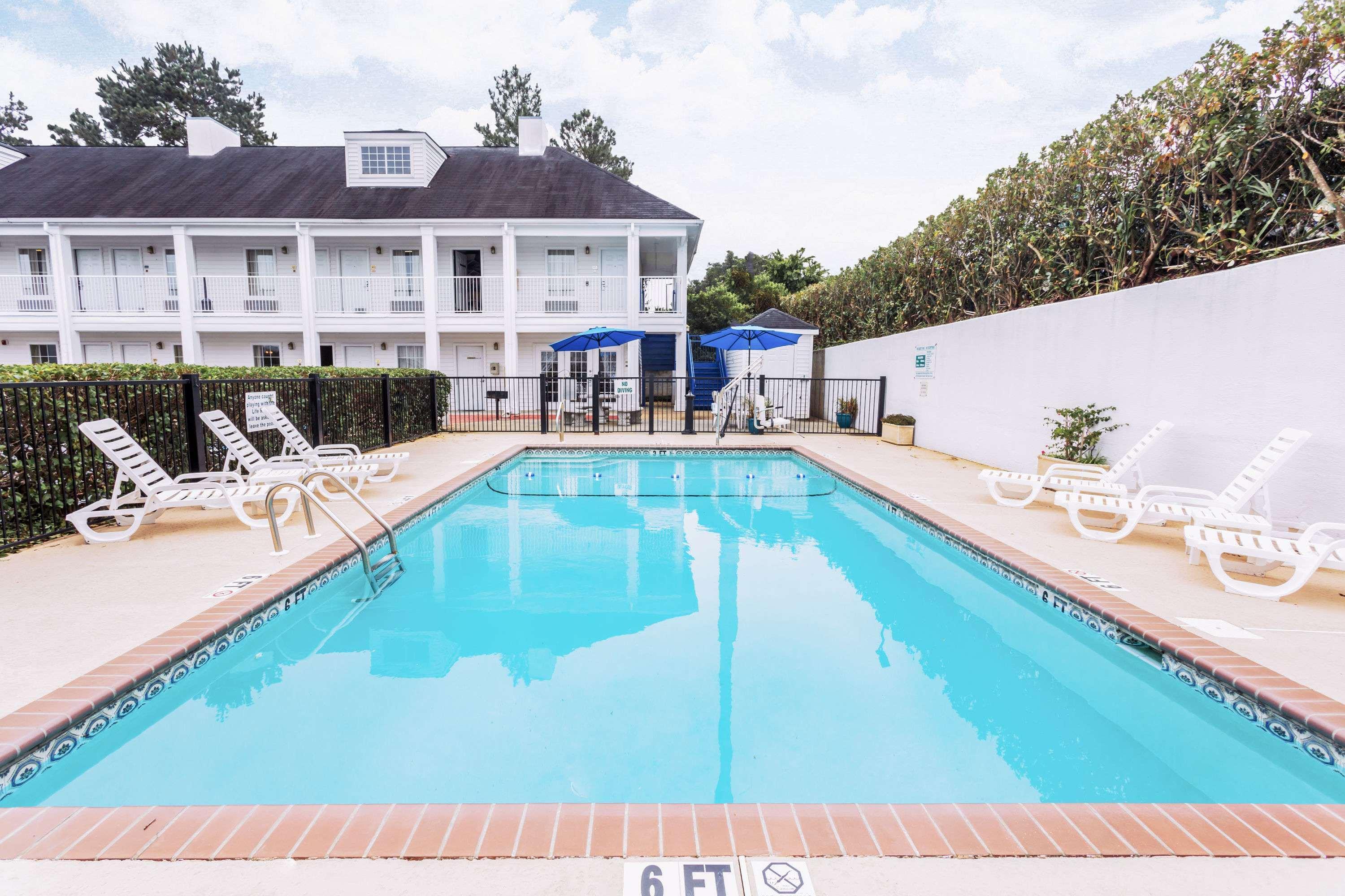 Baymont By Wyndham Valdosta At Valdosta Mall Экстерьер фото
